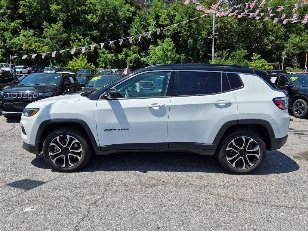 Used 2023 White Jeep Limited image 10
