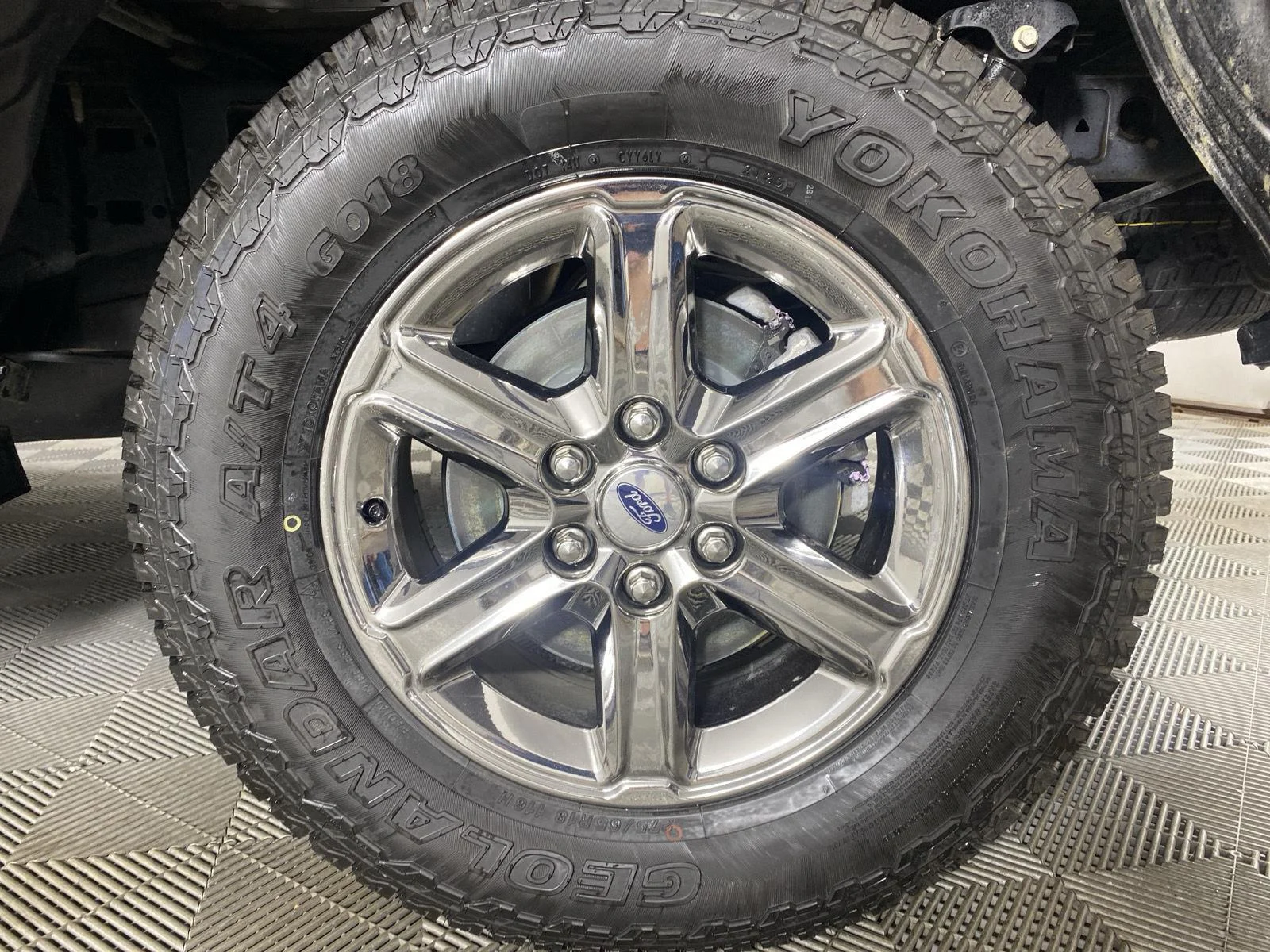 Used 2024 Darkened Bronze Ford XLT image 19