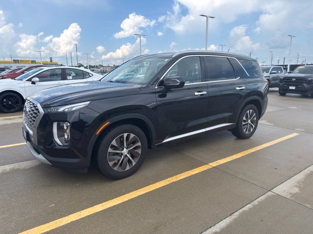 Used 2022 Black Hyundai SEL image 2