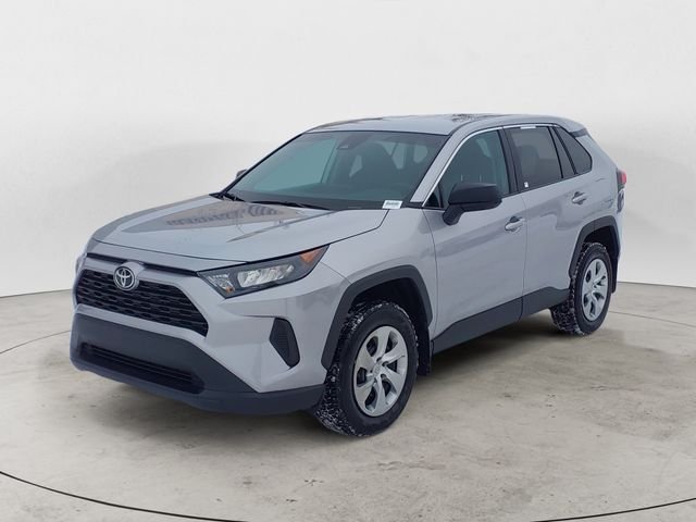 2022 Toyota RAV4 LE AWD's photo