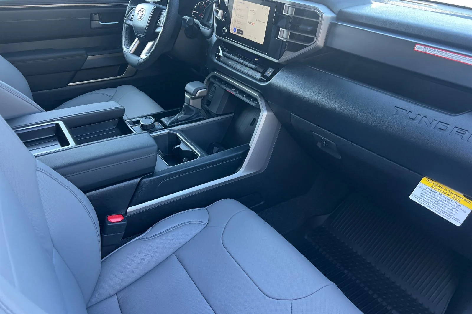 2026 Toyota Tundra SR5 - Photo 11