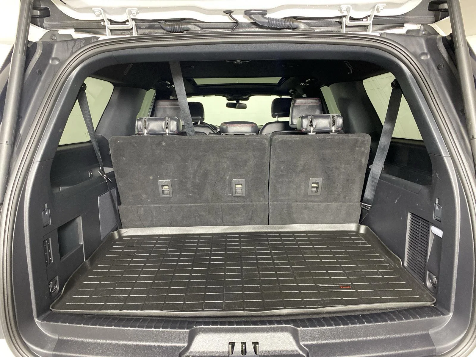 Used 2024 Oxford White Ford Limited image 41