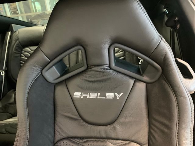 New 2025 Oxford White Ford Shelby GT 350 image 33