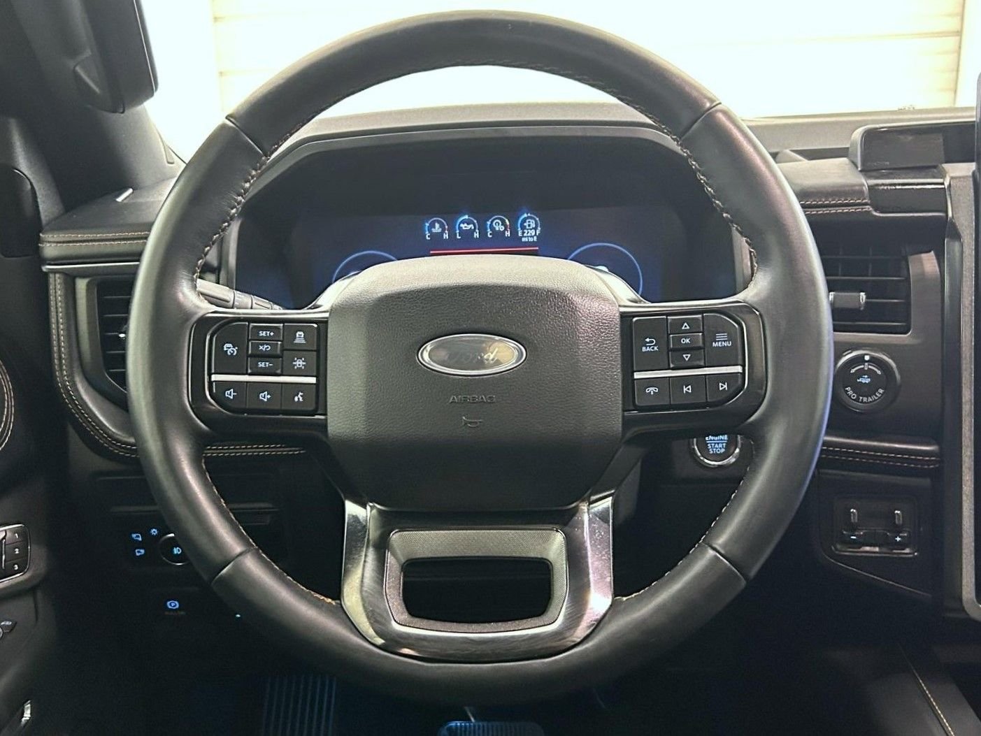 Used 2024 White Ford Platinum image 12
