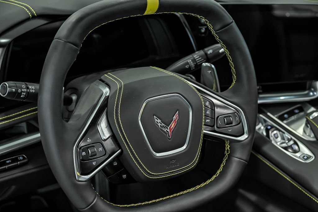 2023 Chevrolet Corvette 3LT - Photo 18
