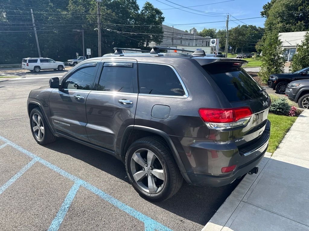 Used 2014 Gray Jeep Limited image 2