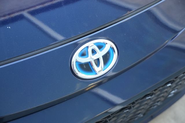 Certified Used 2025  Toyota SE image 4