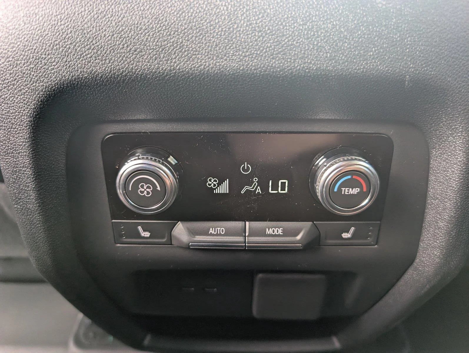 New 2027 Summit White GMC Elevation image 35