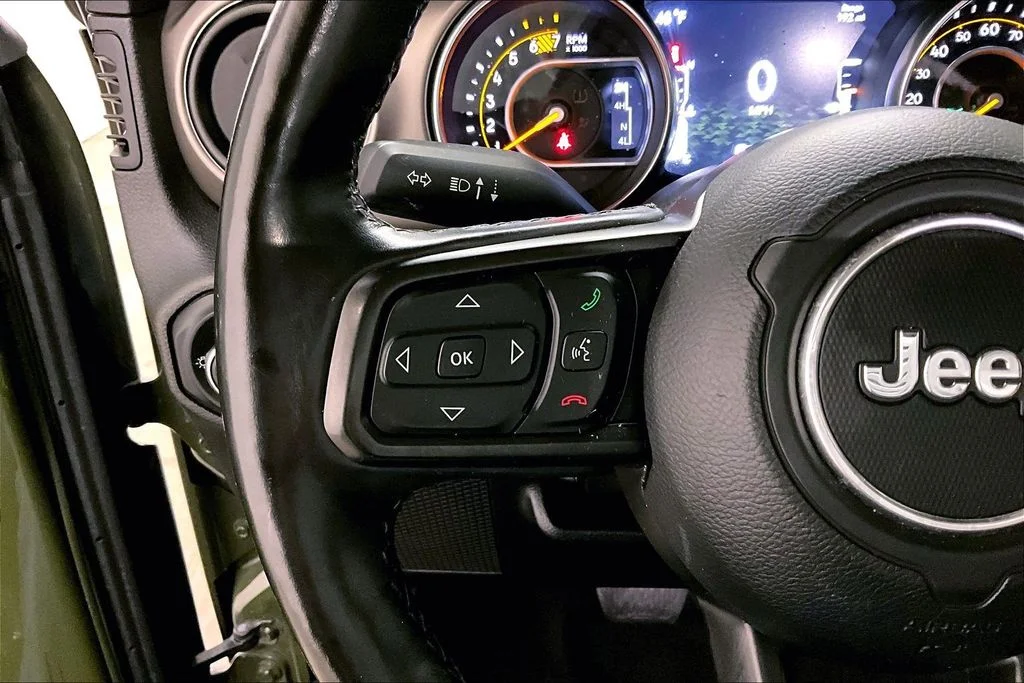 Used 2021 Green Jeep Unlimited Sport S image 11