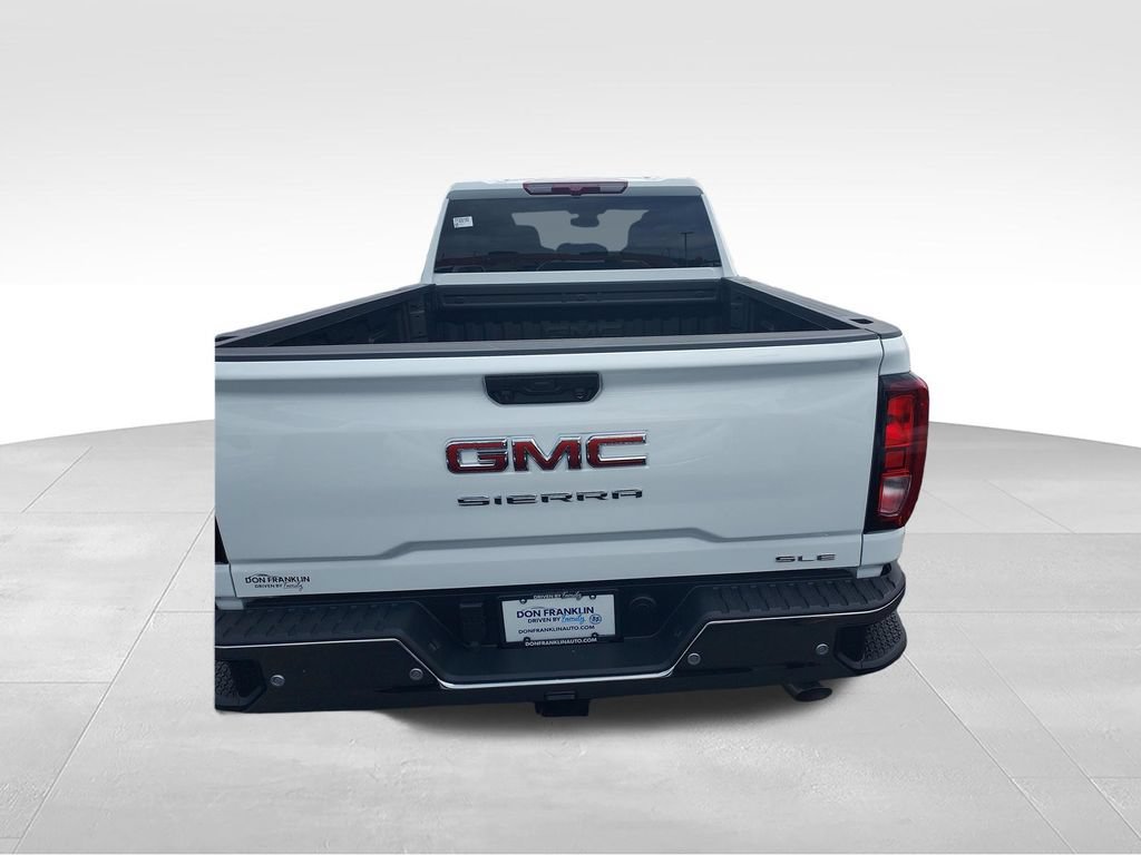 New 2026 Summit White GMC SLE image 4
