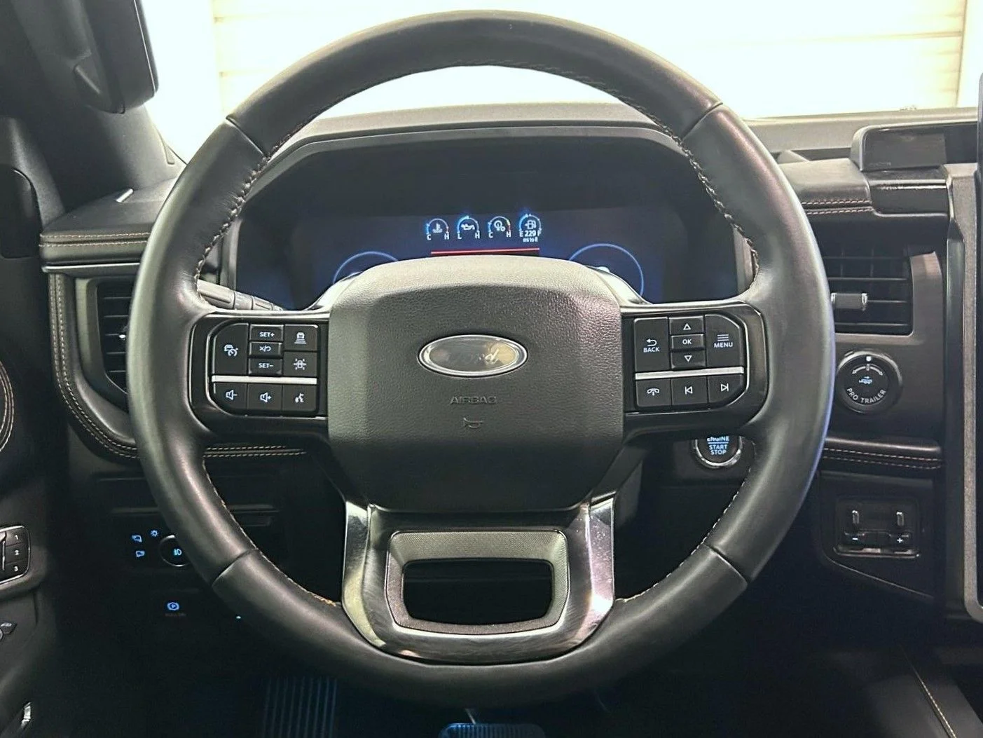 Used 2024 White Ford Platinum image 12