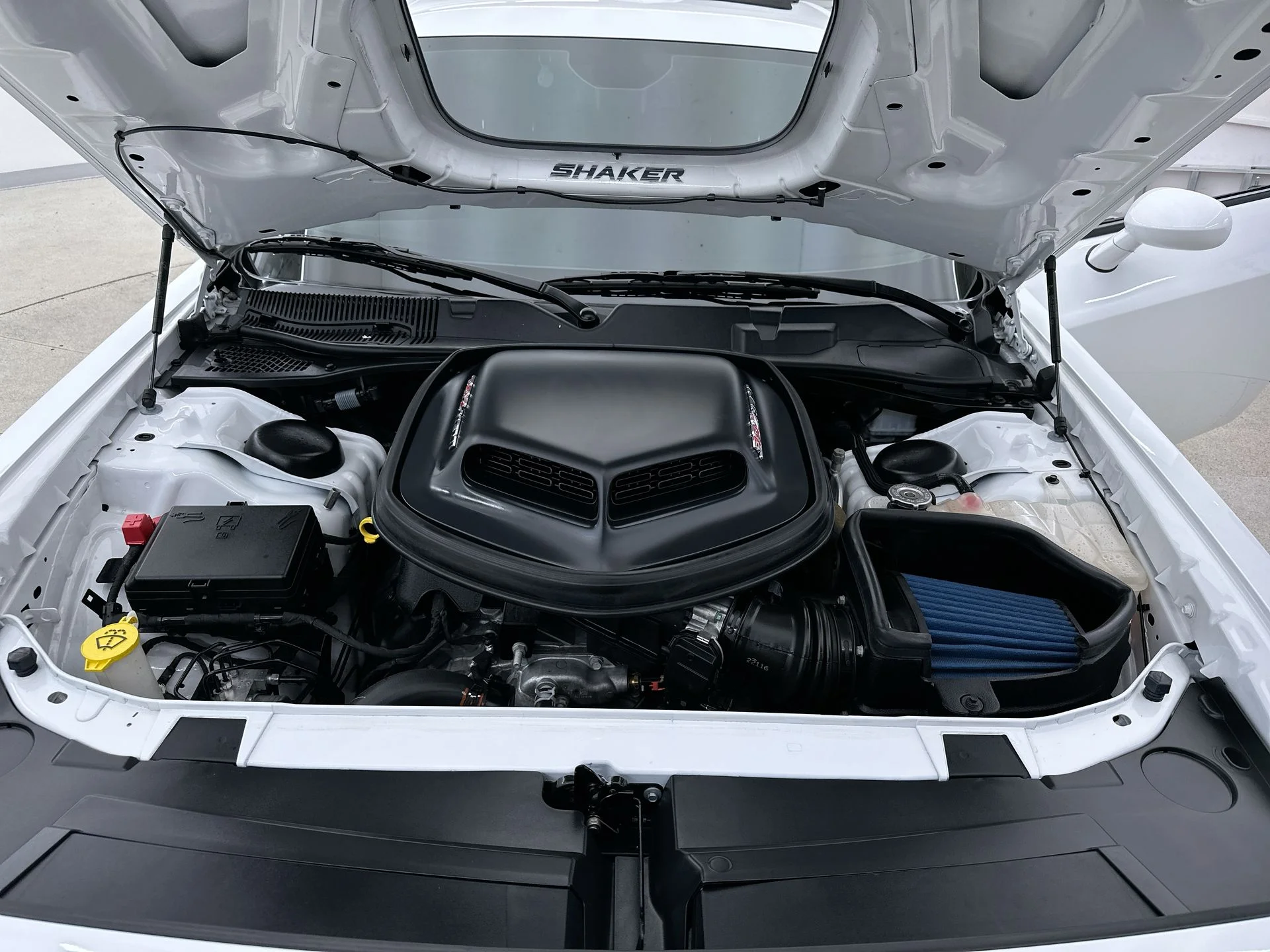 Used 2022 White Dodge R/T Scat Pack Widebody image 37