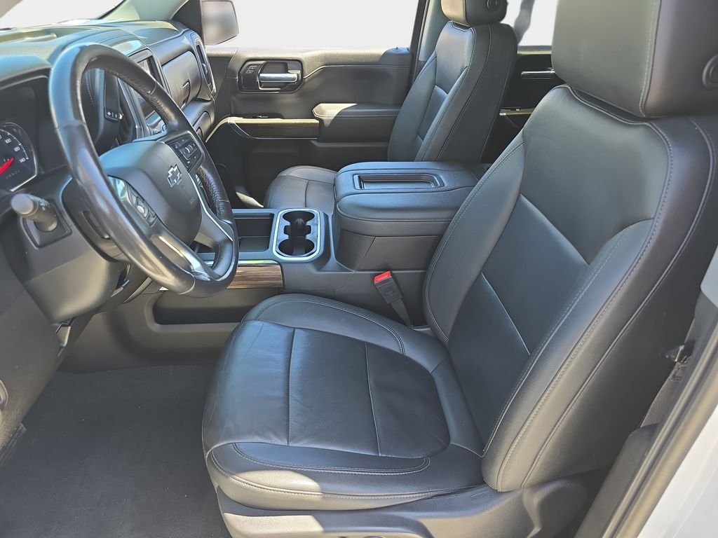 Used 2021 White Chevrolet RST image 17