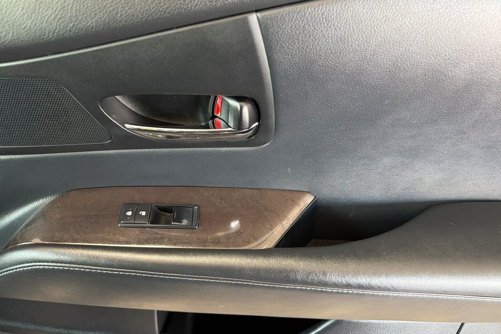 Used 2015 Obsidian Lexus  image 18
