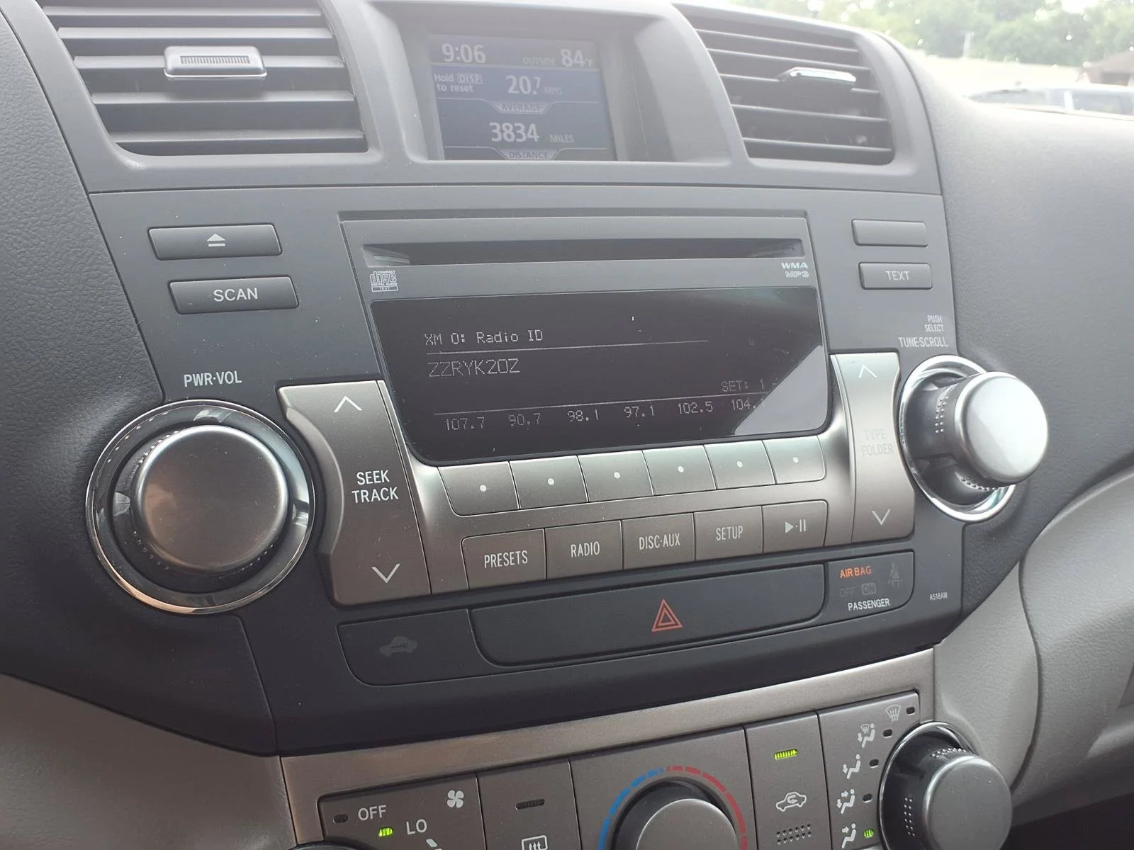Used 2012 Classic Silver Metallic Toyota Base image 9