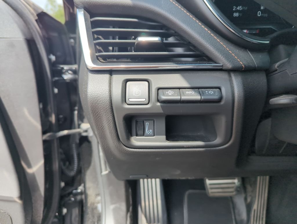 Used 2021 Black Cadillac V-Series image 20