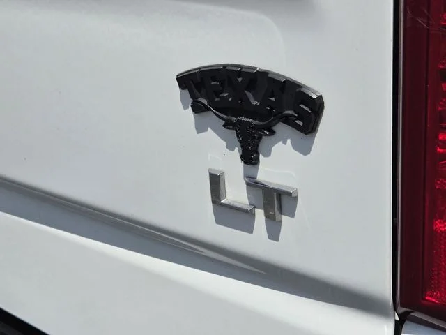 Used 2019 Summit White Chevrolet LT image 9