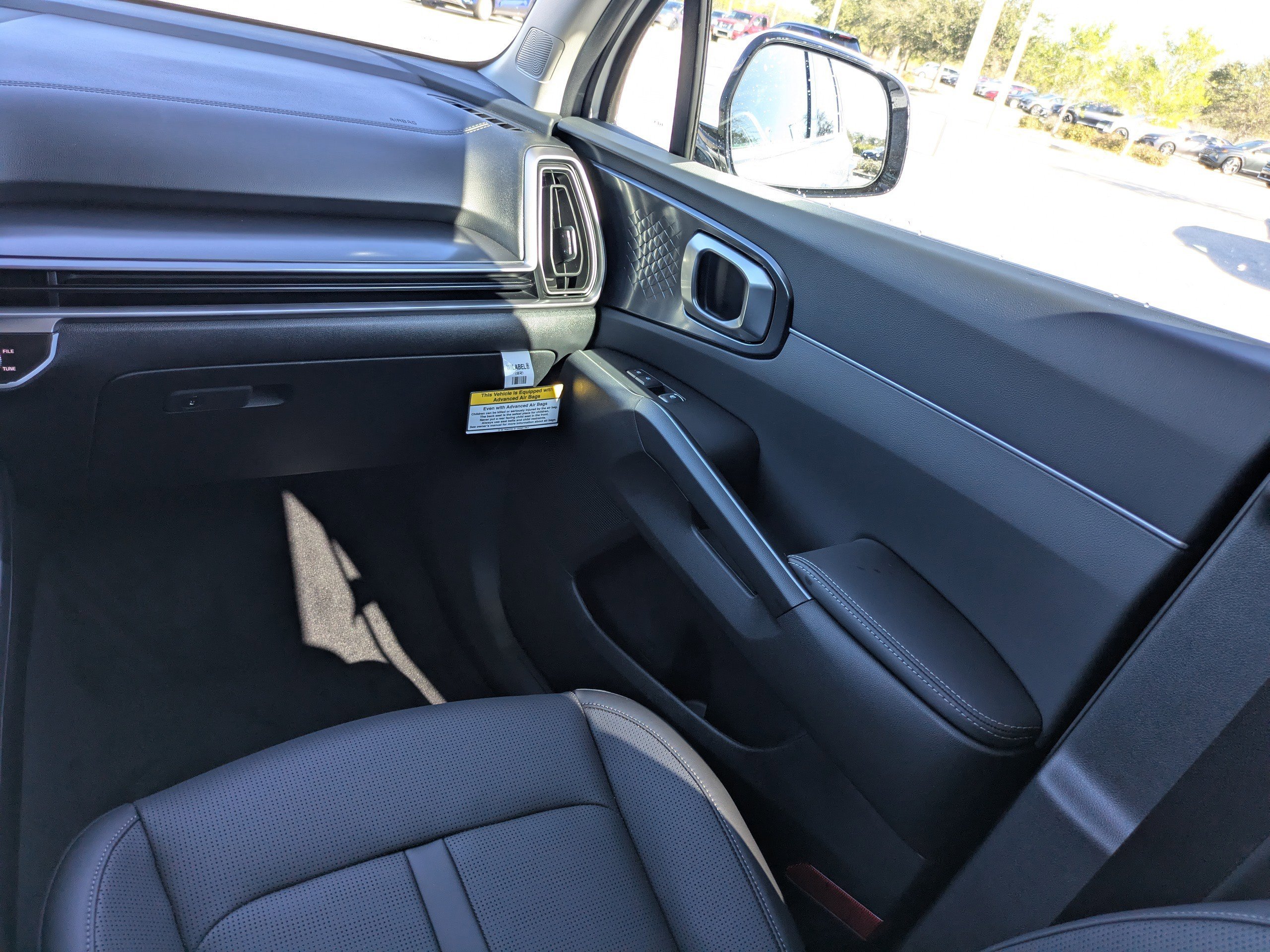New 2026 Glacial White Pearl Kia S image 22