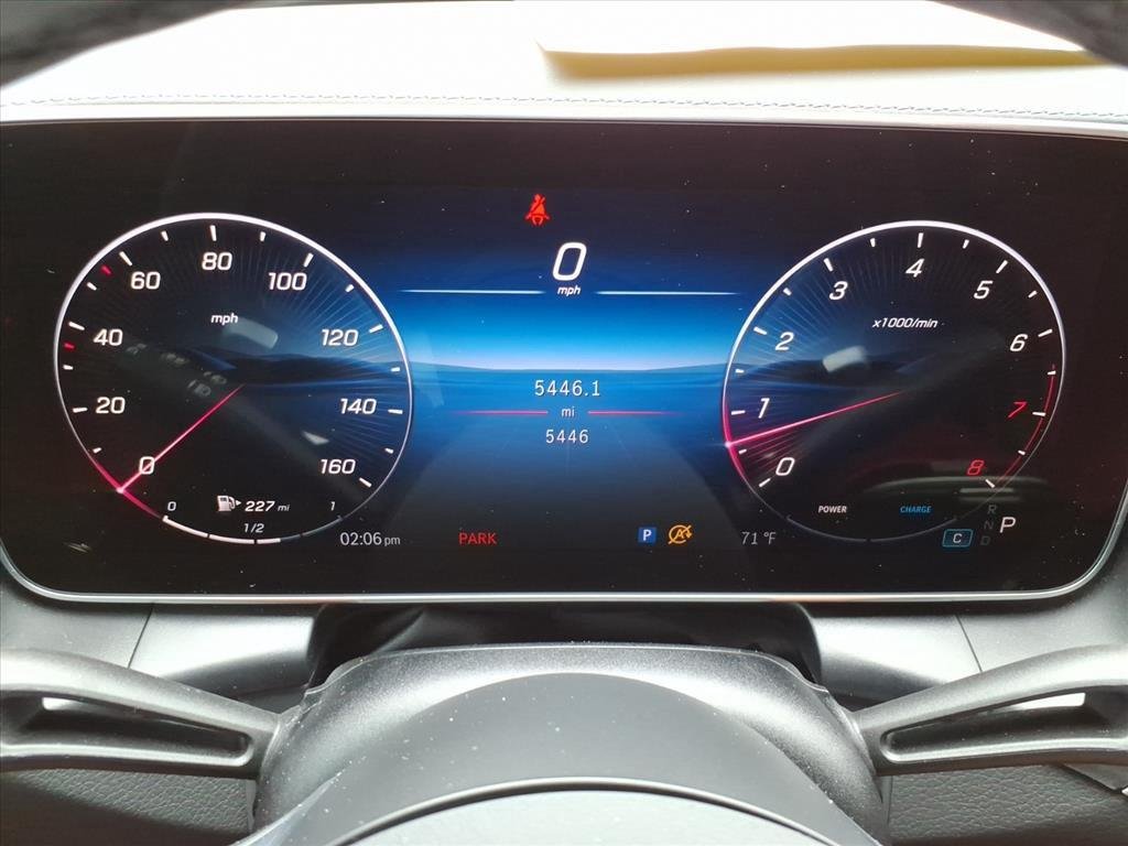 Used 2026 Polar White Mercedes-Benz GLC 300 image 14