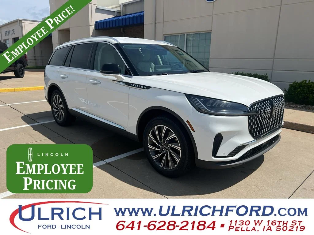 2026 Lincoln Aviator Premiere AWD's photo