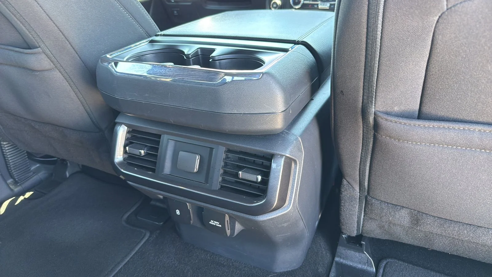 Used 2023 White Ford XLT image 24