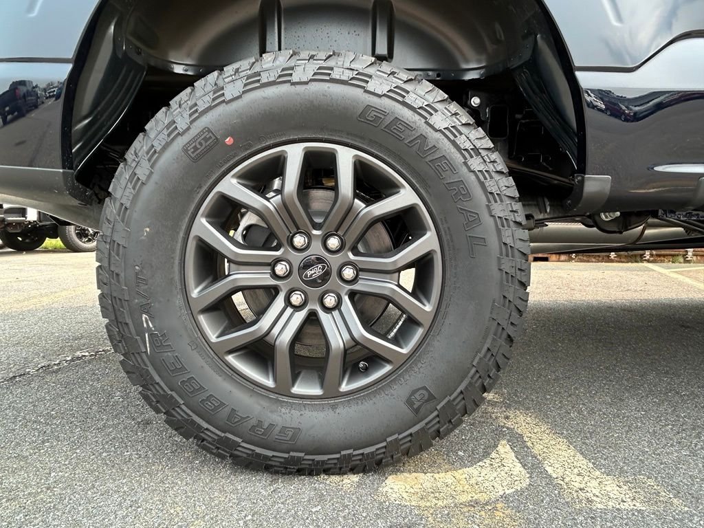 New 2026 Antimatter Blue Metallic Ford Tremor® image 36