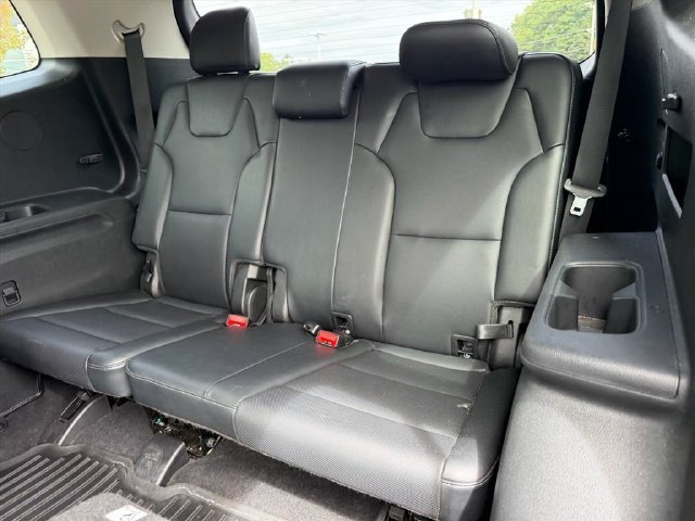 Used 2022 Black Kia EX image 11