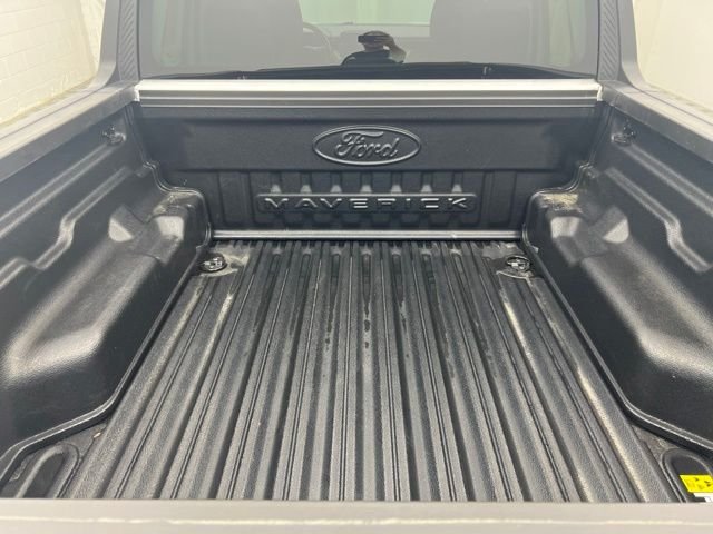 Used 2024 Oxford White Ford XLT image 8