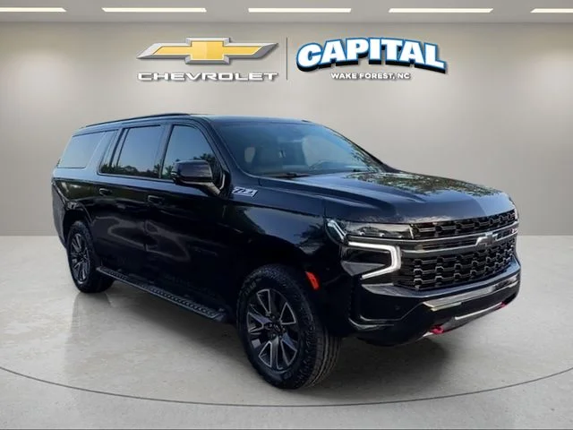 Used 2022 Black Chevrolet Z71 image 8