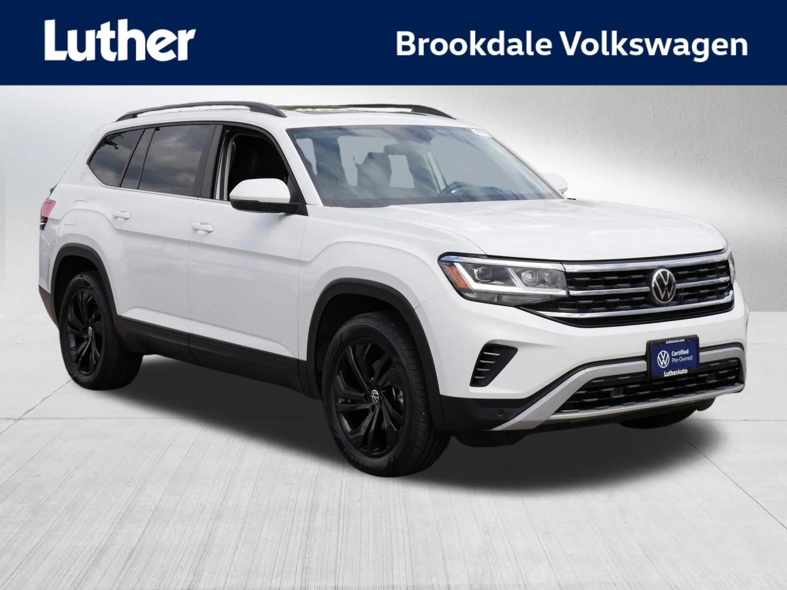 2022 Volkswagen Atlas 3.6L SE w/Tech 4MOTION's photo