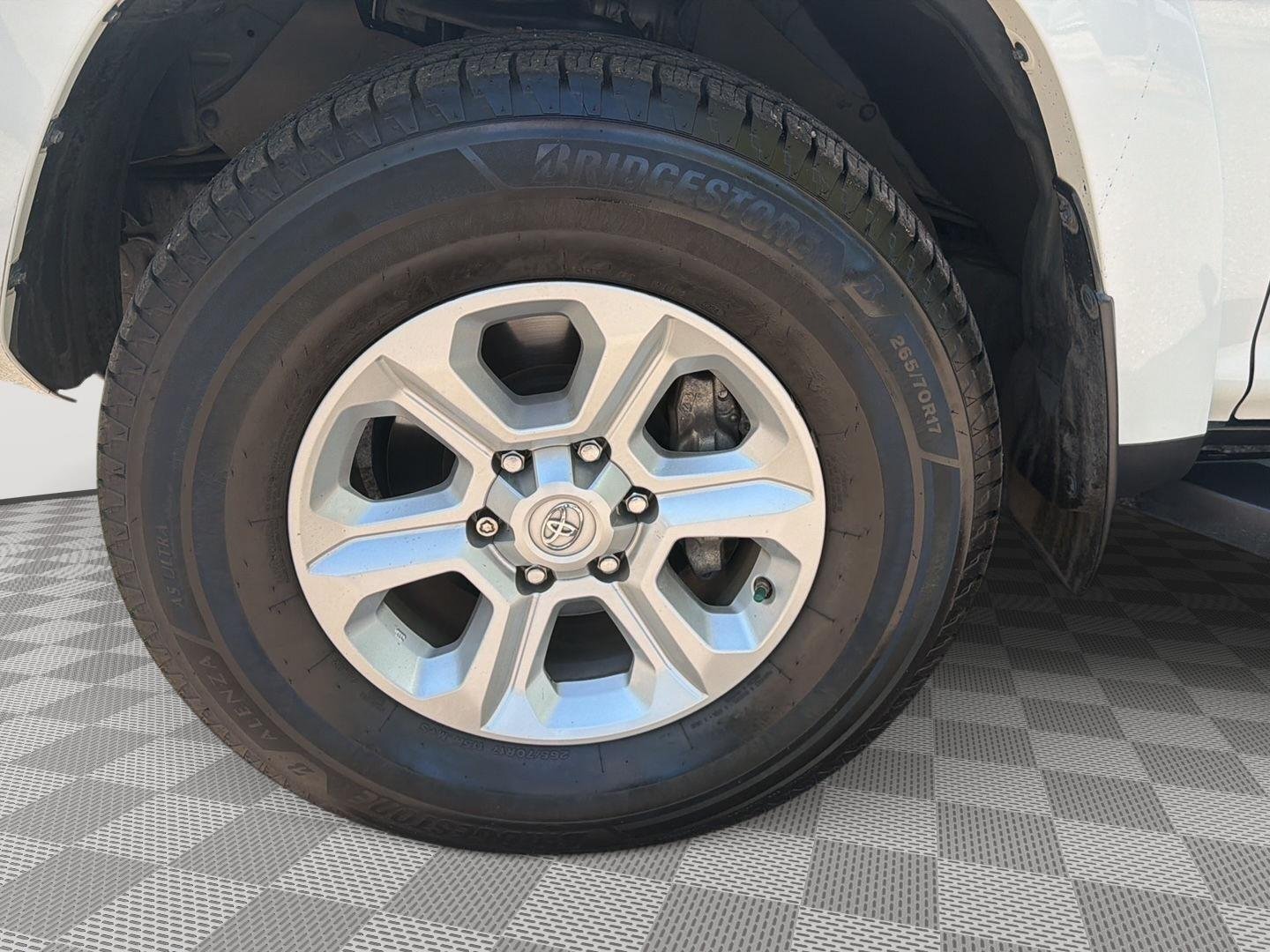 Certified Used 2019 Super White Toyota SR5 image 39