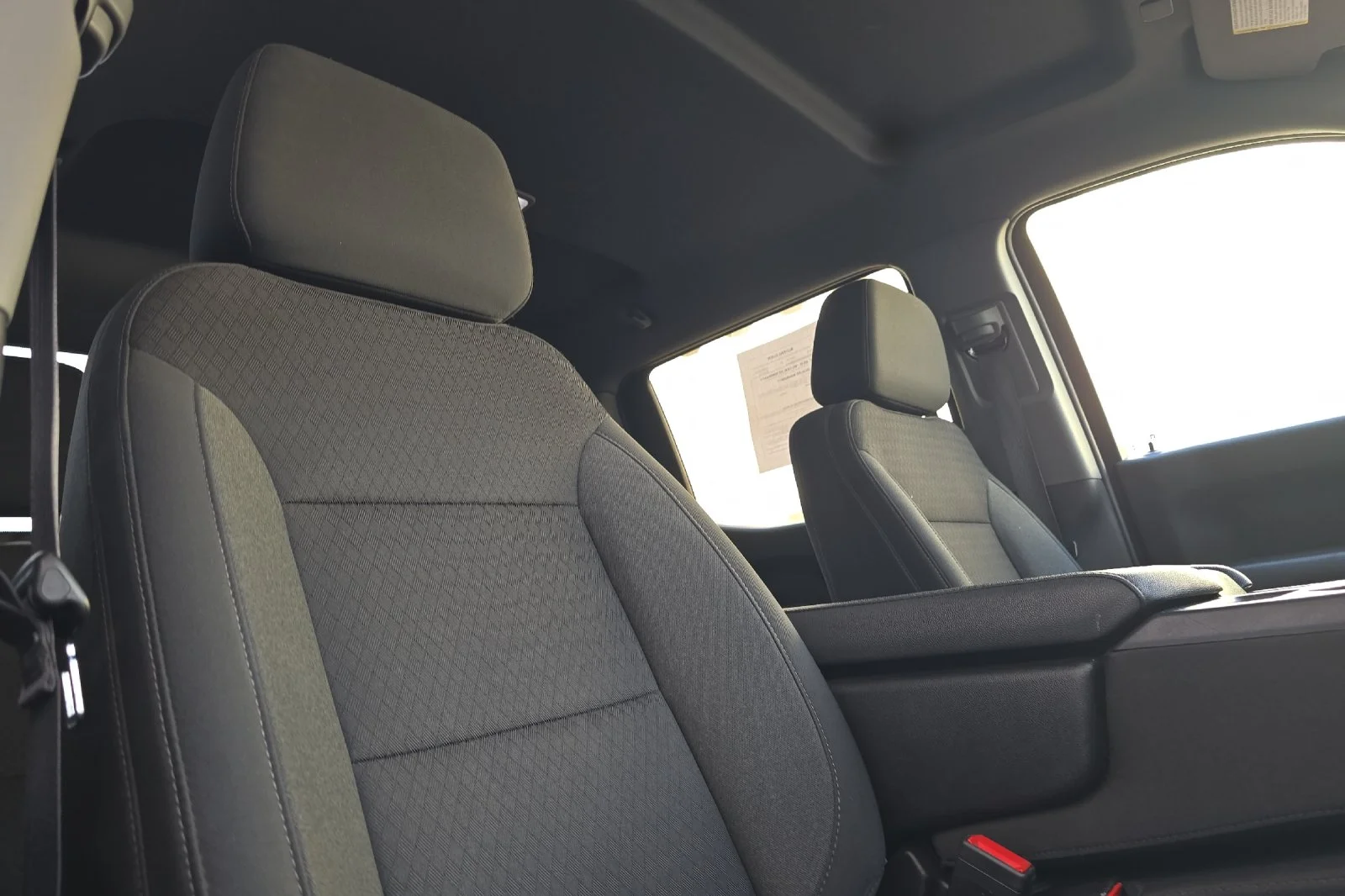 Used 2023 Red Chevrolet Custom image 13