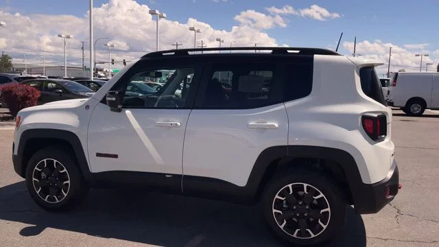 Used 2023 White Jeep Trailhawk image 7