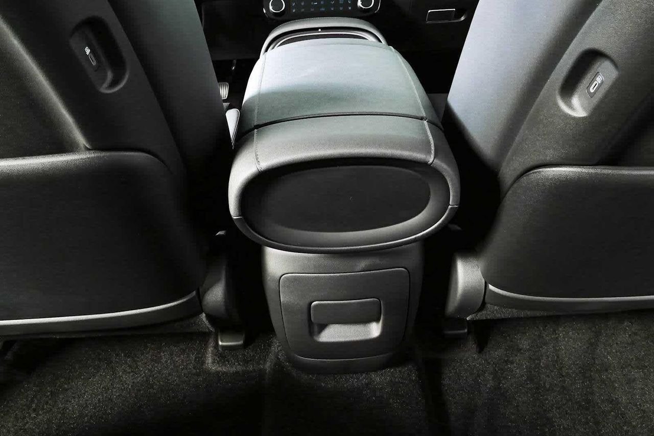 New 2026 Abyss Black Pearl Hyundai SEL Premium FWD image 68