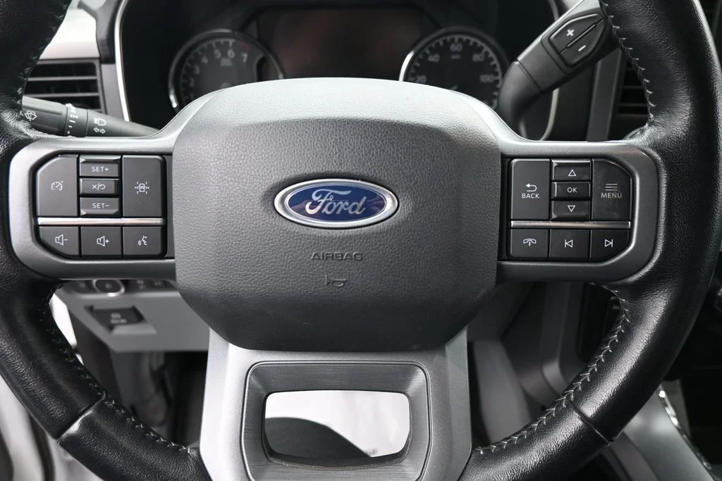 Used 2022 White Ford XLT image 16
