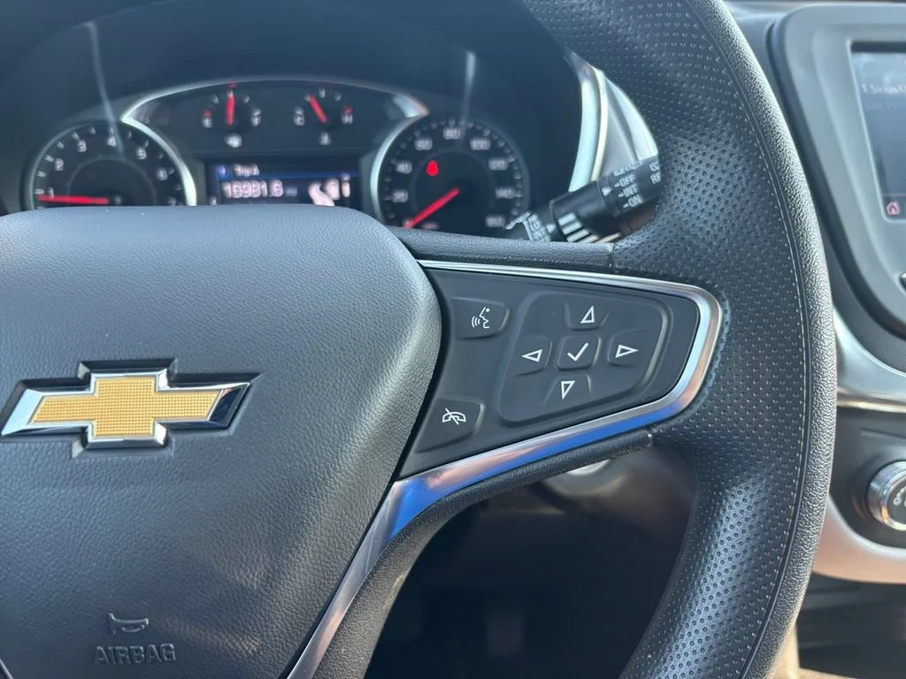 Used 2023 Summit White Chevrolet LS image 30