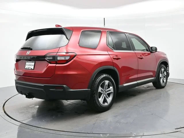 Used 2024 Radiant Red Met Honda EX-L 8 Passenger image 7