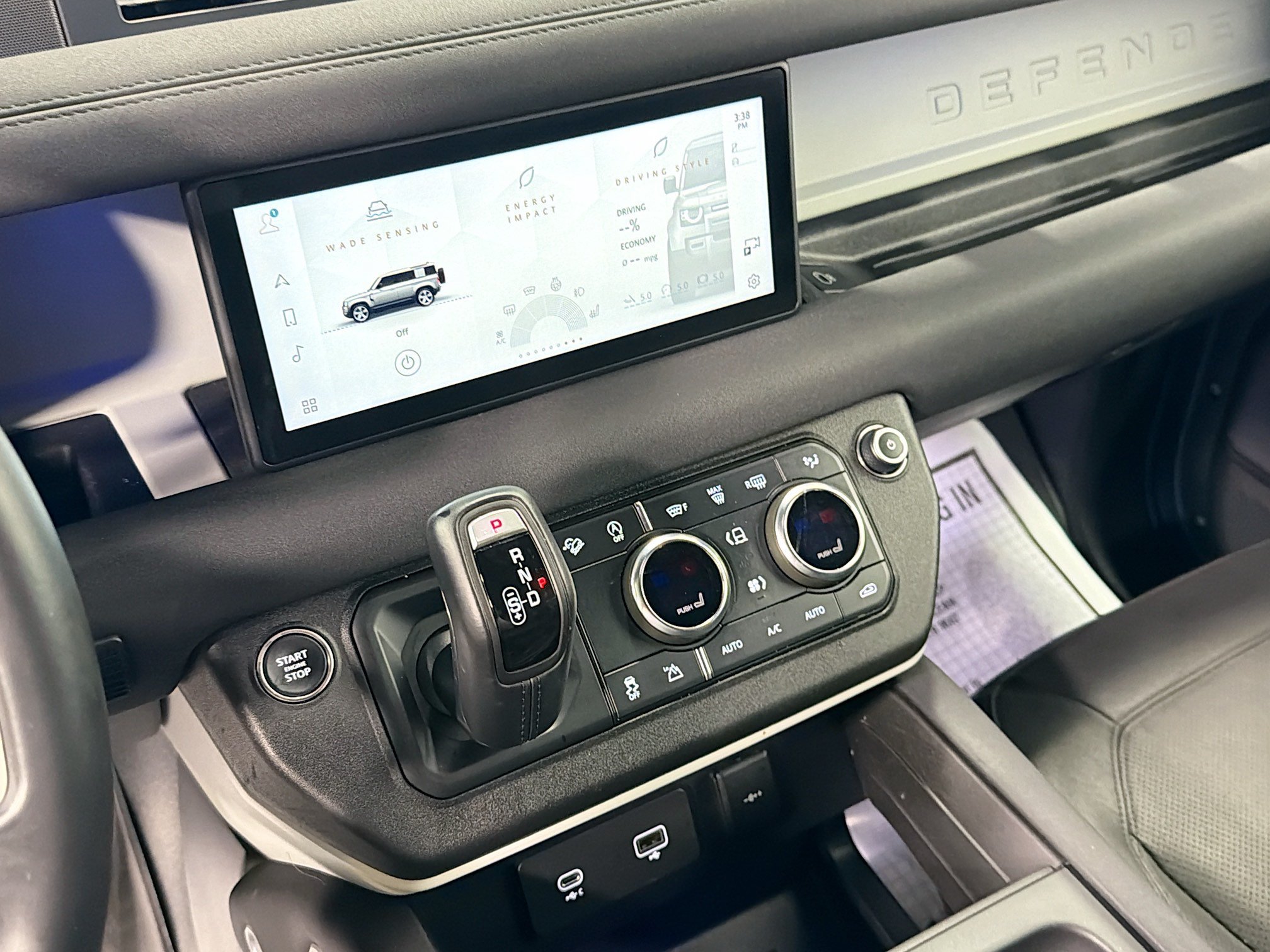 Used 2023 Tasman Blue Metallic Land Rover S image 25