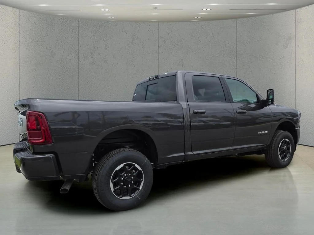 New 2026 Granite Crystal Metallic Clear-Coat Exterior Paint RAM Laramie image 3