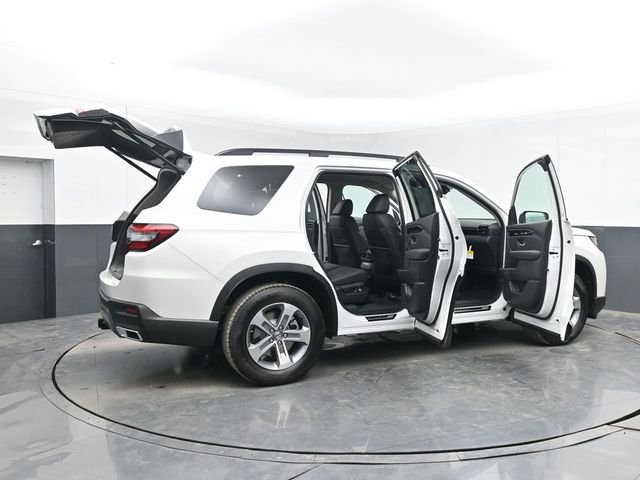 New 2026 Platinum White Pearl Honda EX-L image 43