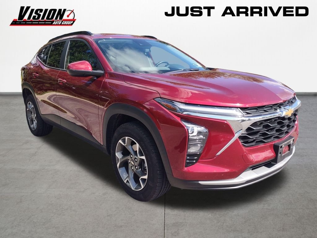Used 2024 Red Chevrolet LT image 7