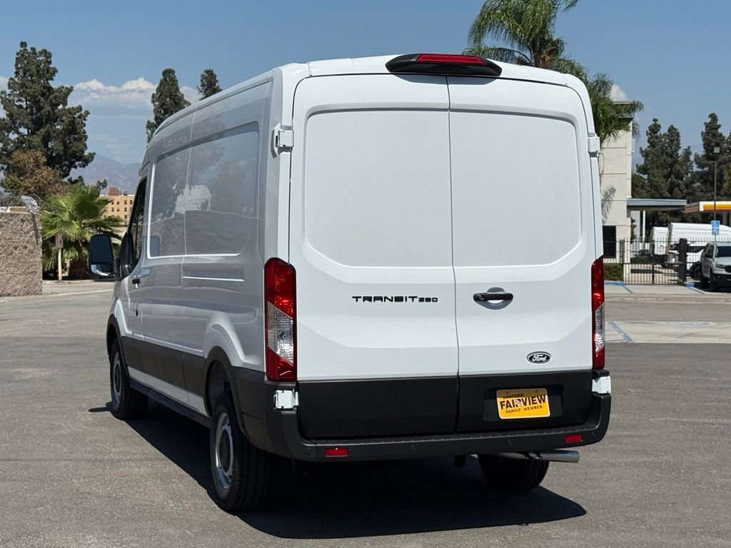 New 2026 Oxford White Ford Cargo Van image 4