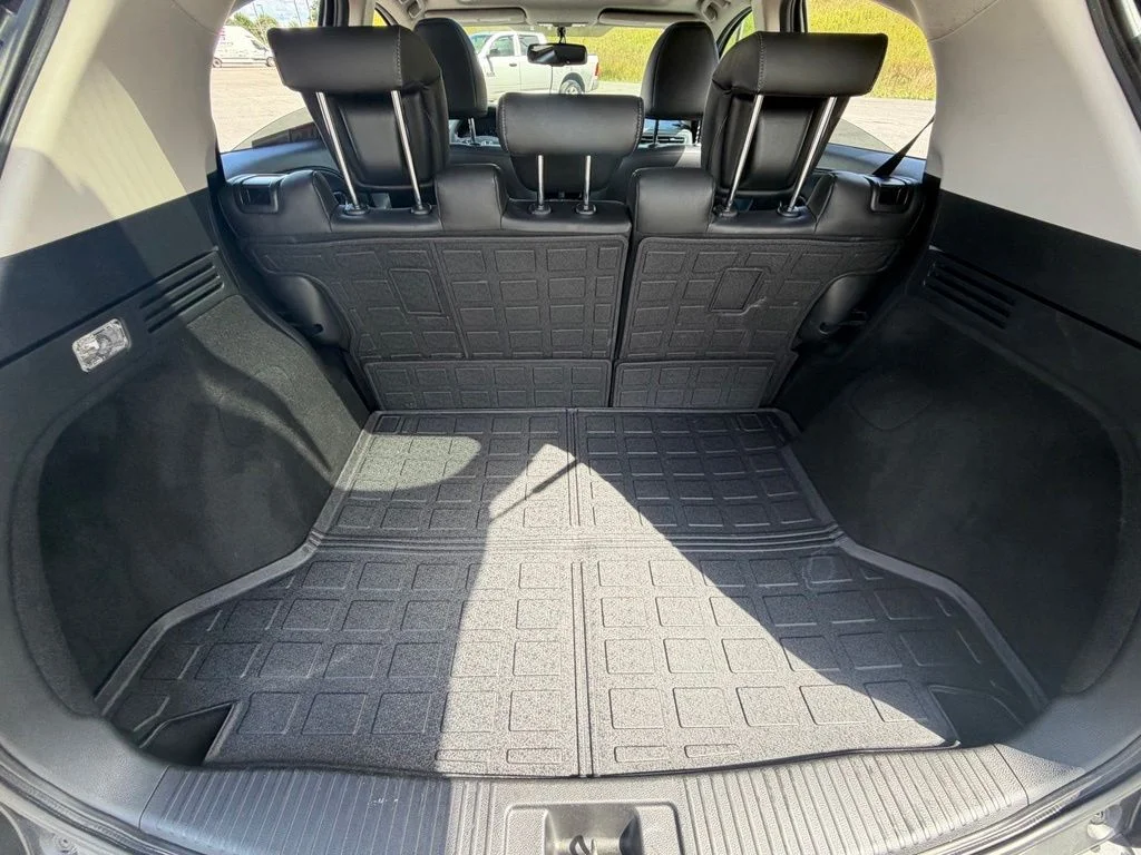 Used 2016 Black Honda EX-L image 49