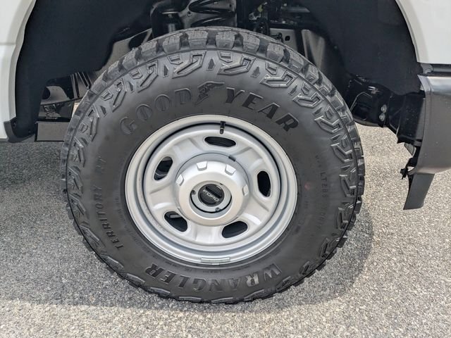 New 2026 Oxford White Ford F-250® XL image 10