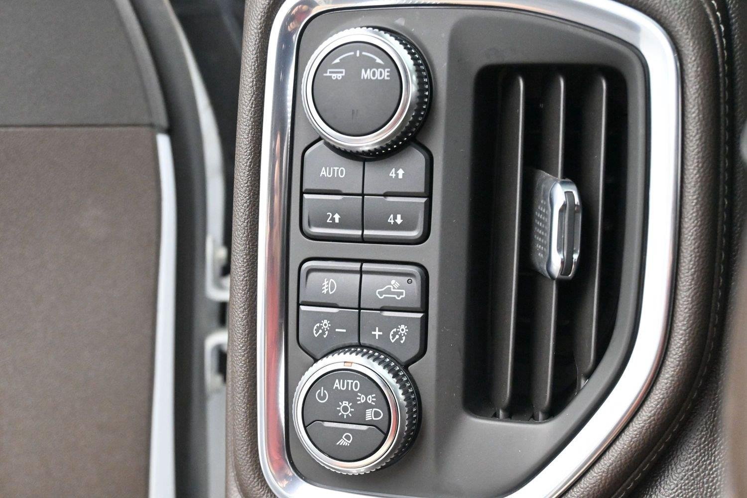 Used 2020 SUMMIT WHITE GMC SLT image 20