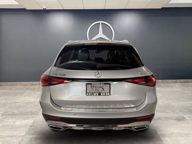 Certified Used 2023 Silver Mercedes-Benz GLC 300 image 5