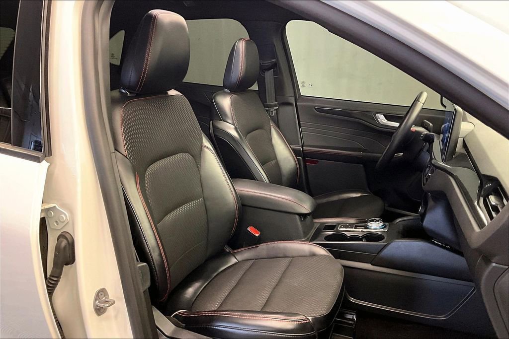 Used 2024  Ford ST-Line image 6