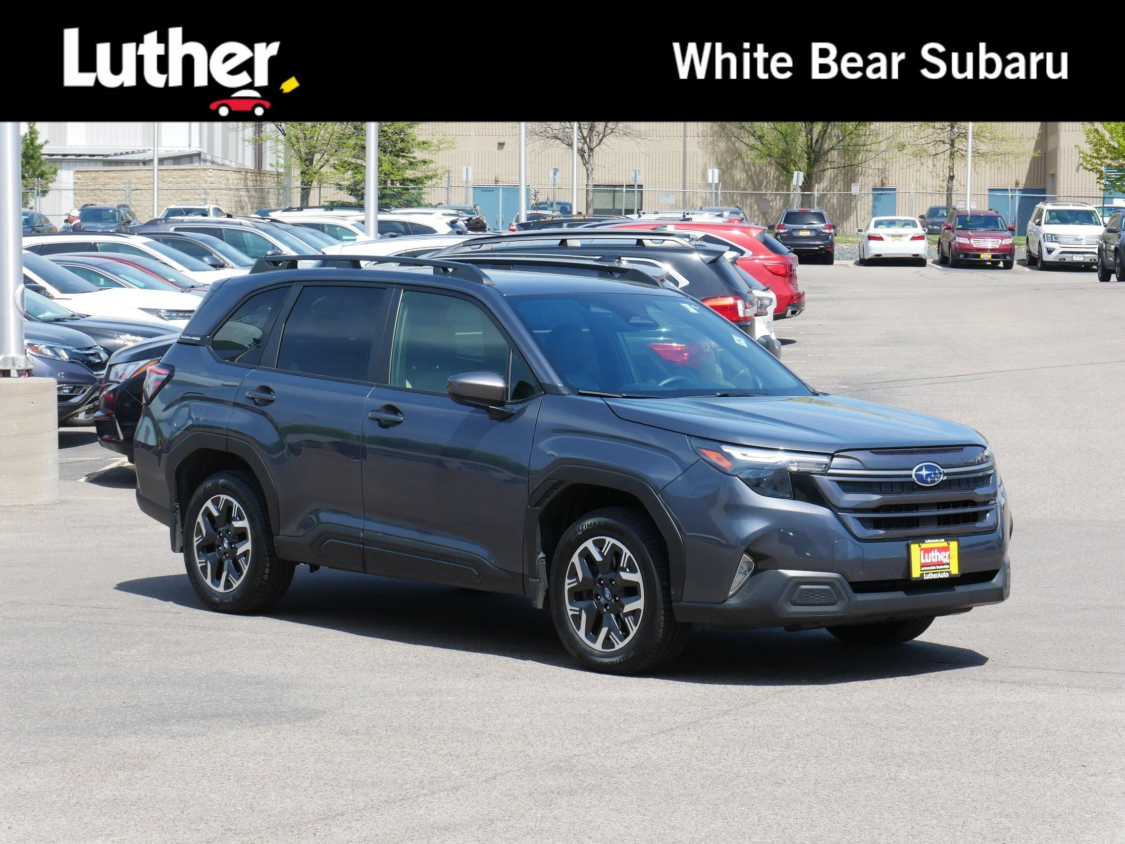 2025 Subaru Forester Premium's photo