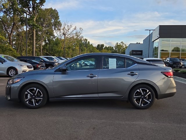 Used 2024 Gray Nissan SV image 2