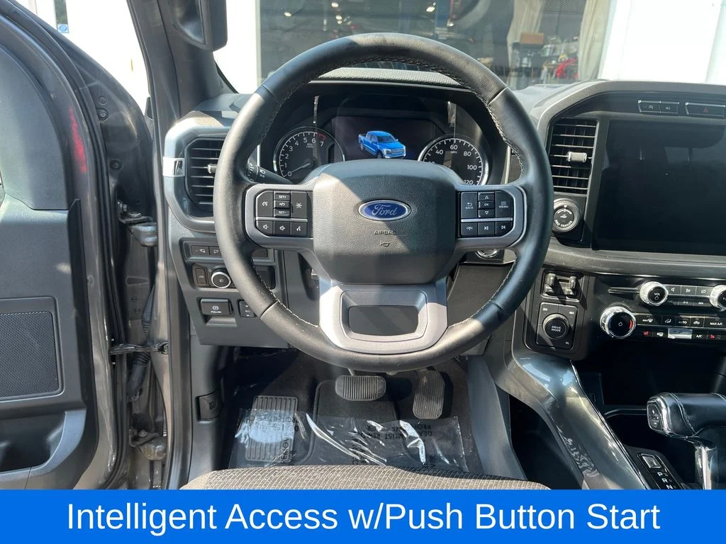 Used 2023  Ford XLT image 17